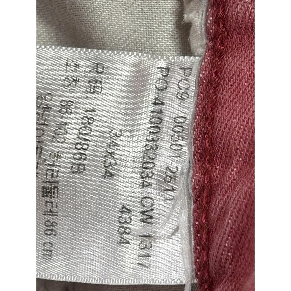 Levis gently pre